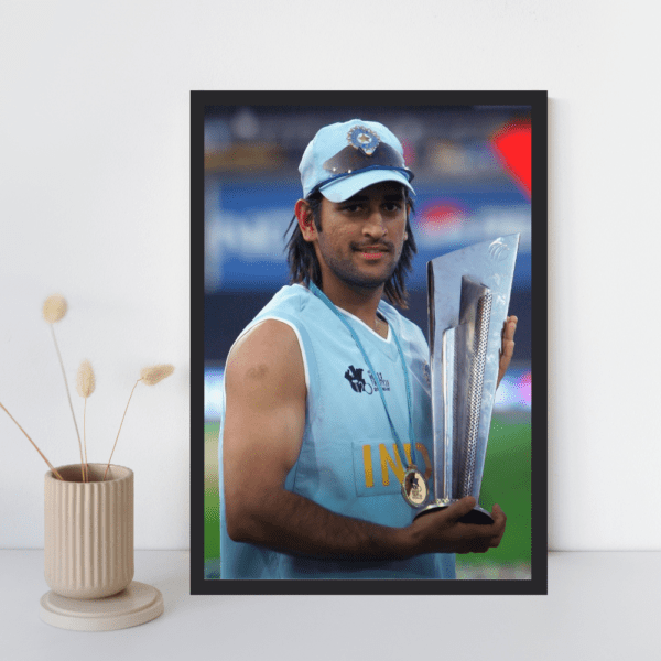 MS Dhoni with T20 Trophy - Image 3