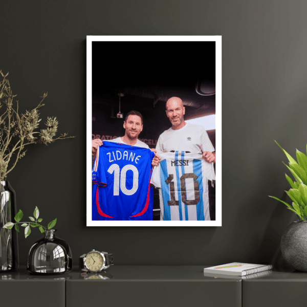 Zinedine Zidane - Lionel Messi Together For A Chat - Image 2