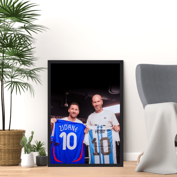 Zinedine Zidane - Lionel Messi Together For A Chat - Image 3
