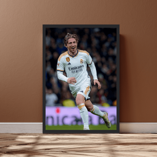Luka Modrić Frame - Image 3