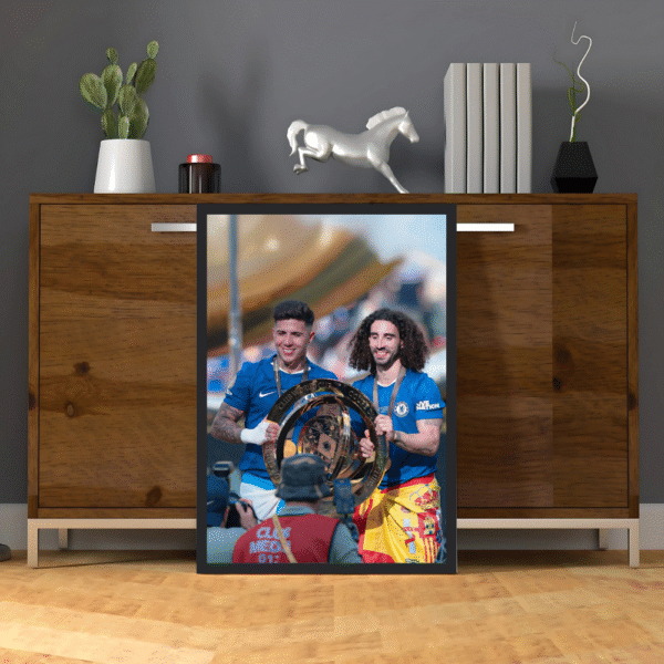 Enzo Fernández & Marc Cucurella Celebration Frame – Chelsea - Image 3