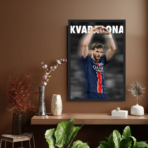 Khvicha Kvaratskhelia Frame – PSG - Image 3