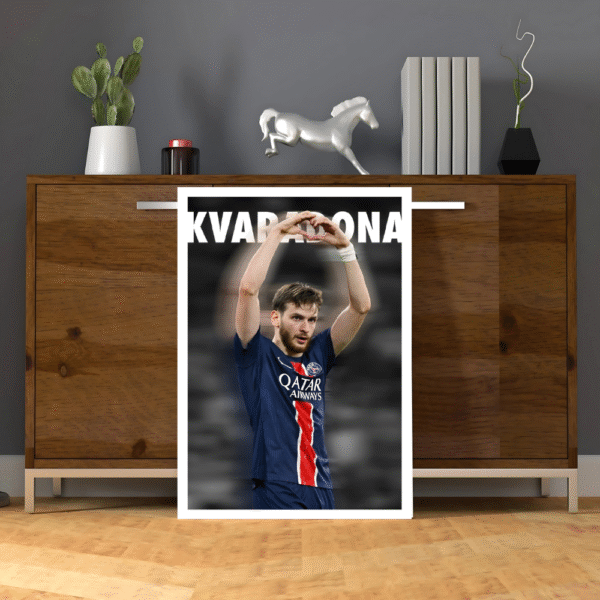Khvicha Kvaratskhelia Frame – PSG - Image 2