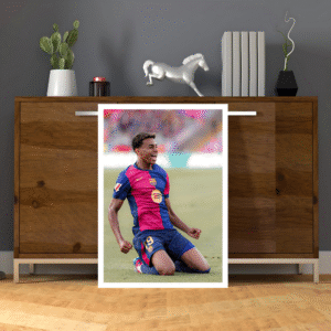 Lamine Yamal – Rising Star Frame